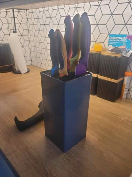 Photo of free Knife block and sharpener (Horsforth LS18) #3