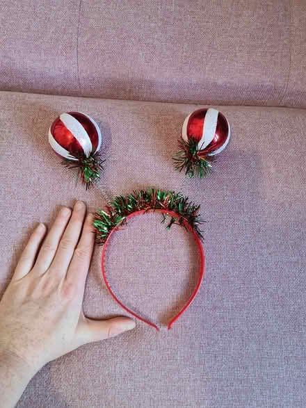 Photo of free Christmas headband (Forest Gate) #1