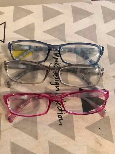 Photo of free 50 glasses 3 pairs (Presteigne LD8) #1