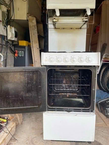 Photo of free Gas cooker (Wrestlingworth SG19) #3