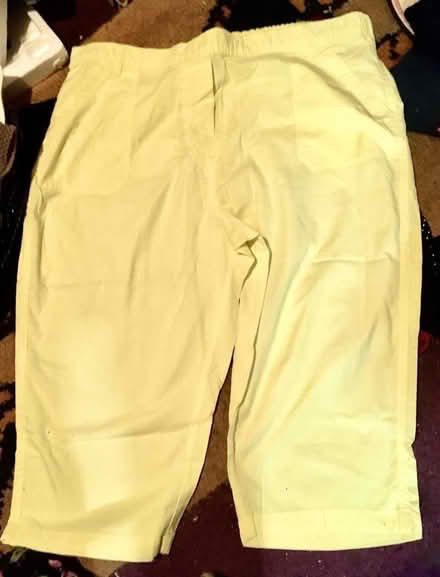 Photo of free 5x 3/4 length size 22 trousers(female). (Slyfield GU1) #1