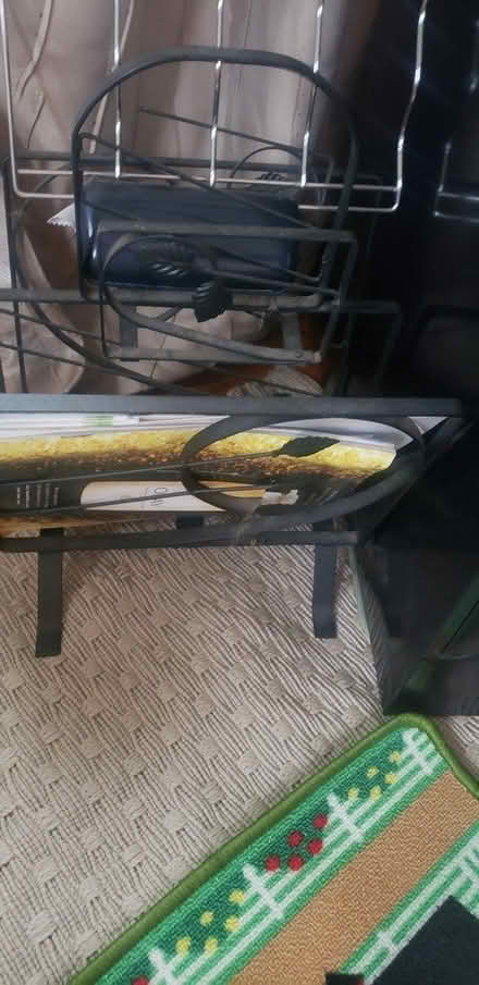 Photo of free Metal magazine rack (NE Yonkers) #1