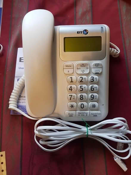 Photo of free BT Décor 2200 v2 corded phone (Aggborough DY10) #1