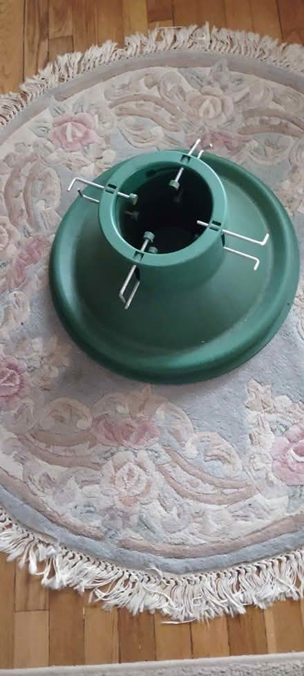 Photo of free Tree stand (Everett) #1