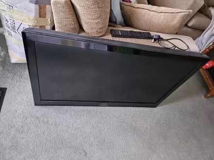 Photo of free 40 or 42in tv (Horsham) #2