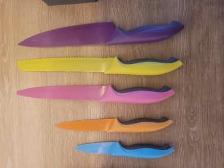 Photo of free Knife block and sharpener (Horsforth LS18) #1