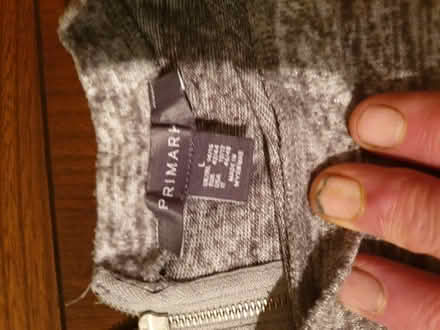 Photo of free Ladies tops size 14 (Kendal LA9) #3