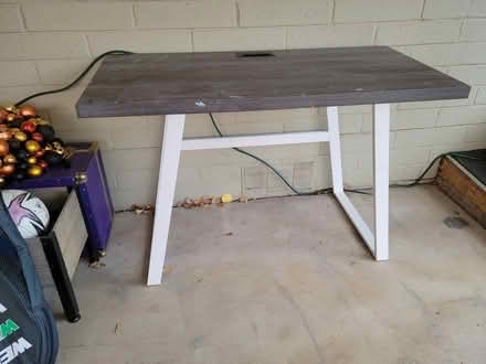 Photo of free Kids Desk (Constitution and Carlisle NE) #1