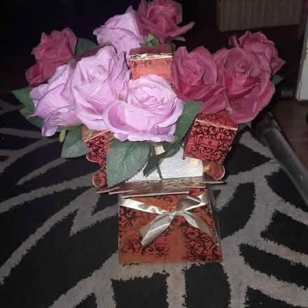 Photo of free Fake rose gift box (Alexandra Park M14) #1