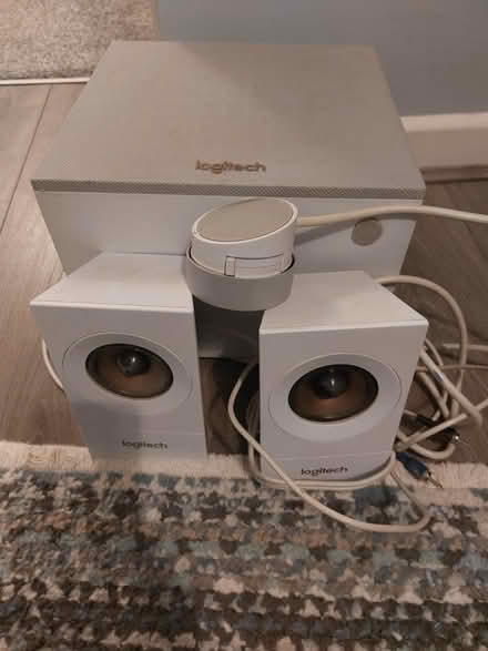 Photo of free Surround sound speakers (Warners End HP1) #3