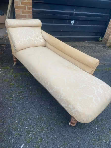 Photo of free Chaise lounge (DH2) #2