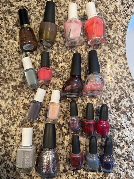 Photo of free Nail polishes and wraps (Lilburn) #1