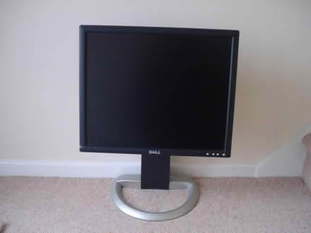 Photo of free 19" Dell Monitor (Woodley RG5) #2