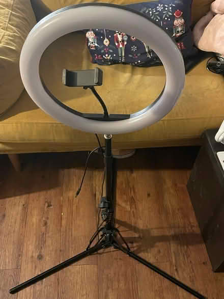 Photo of free O Light with Stand (Deptford SE8) #1