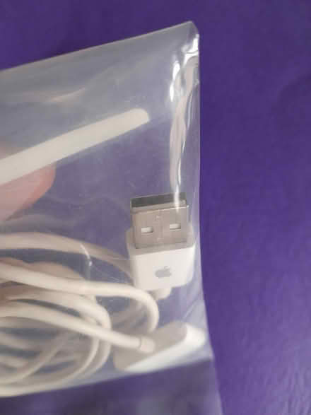 Photo of free random Apple (Mac) cord (near Belmont and Greenview) #3