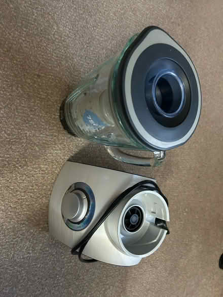 Photo of free Glass jug blender (DT4) #2