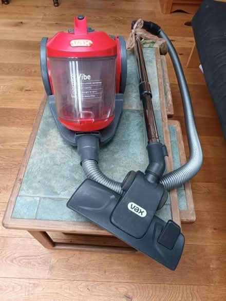 Photo of free Bagless vacuum cleaner (North Tonbridge TN10) #1
