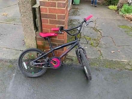 Photo of free Kids bike - suitable for 5-7 year old (Norton S8) #1