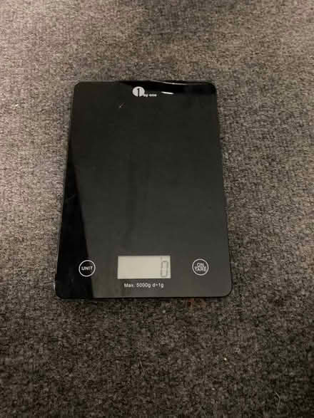 Photo of free Electronic scale (Chingford E4) #1