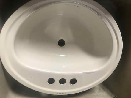 Photo of free Washroom sink (Winston Churchill/QEW) #1