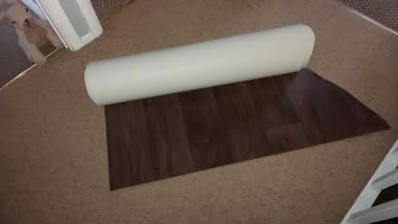 Photo of free Wood effect lino on a roll (Yarnton OX5) #1