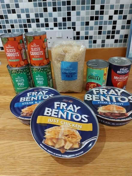 Photo of free tins food (CM2, Nr.Sandford Road) #1
