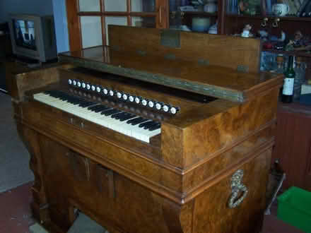 Photo of free Harmonium (Highway SL6) #1
