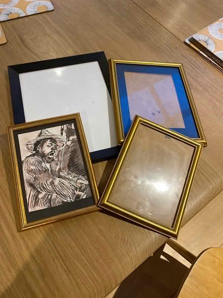 Photo of free 4 photo frames (Corsham) #1
