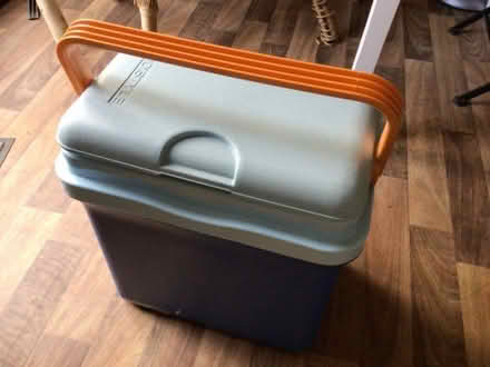 Photo of free Cool box (Ballumbie DD4) #3