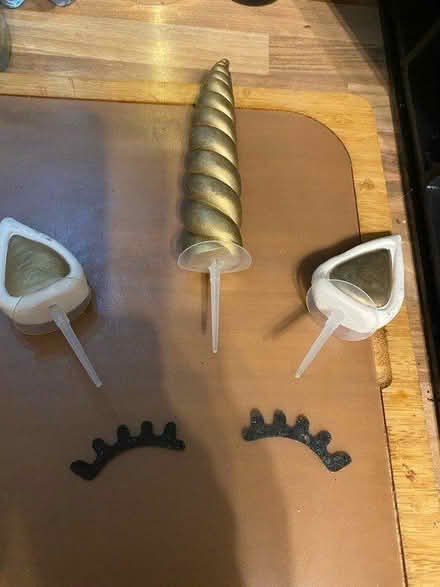 Photo of free Unicorn Cake Decorating Kit (Aldershot, GU12) #1
