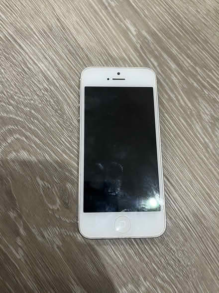 Photo of free iPhone 5 (UB5) #1