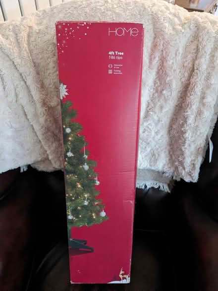 Photo of free Christmas Tree (Aldwick, PO21) #3