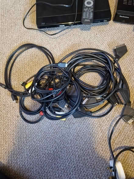 Photo of free DVD/Freeview/cables (Heddington SN11) #3