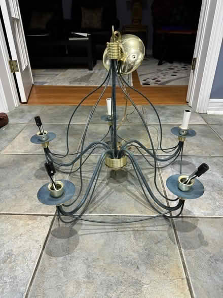 Photo of free Candelabra lighting fixture (Mississauga/ Streetsville) #1