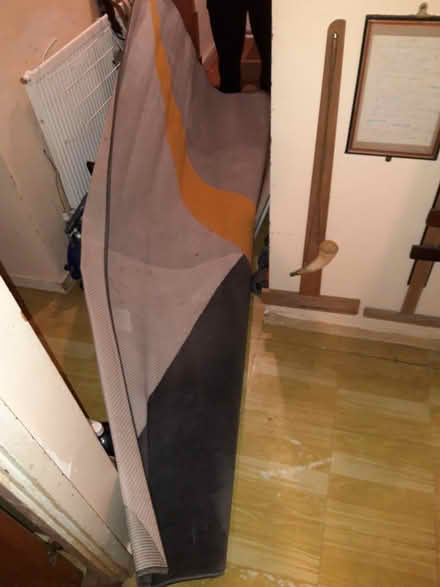 Photo of free Repost: Carpet,3200x2400mm,abstract design,vgc,needs clean (Purley CR8) #1
