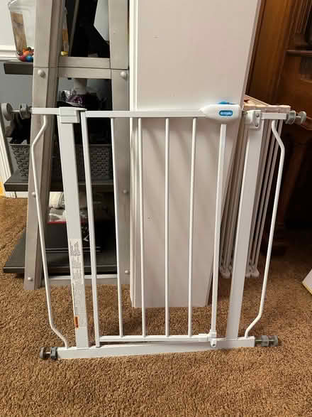Photo of free Pressure Mount Gate (NW West Chicago) #1