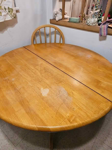 Photo of free Oak Table and 4 chairs (Lincoln Village) #1