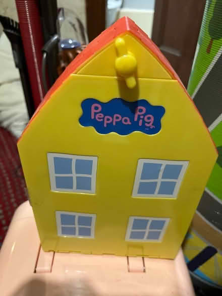 Photo of free Peppa Pig Toy House (Bootle) #2