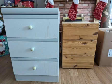 Photo of free 2 bed side cabinets. (Malvern WR14) #1