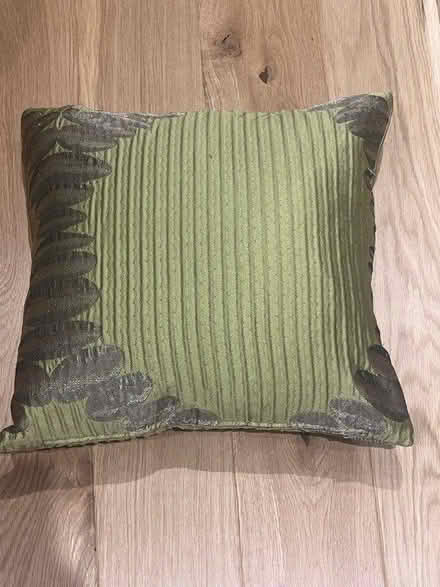 Photo of free Green cushion (SE28) #2