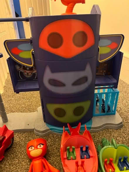 Photo of free Pj masks hq and cars &2 key rings (Southwark) #1