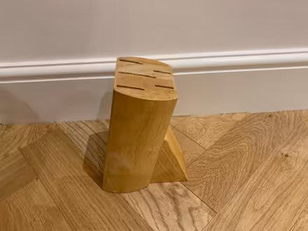 Photo of free Kitchen Knife Block (Woodlands TW7) #1