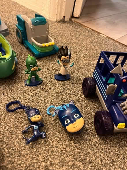 Photo of free Pj masks hq and cars &2 key rings (Southwark) #2