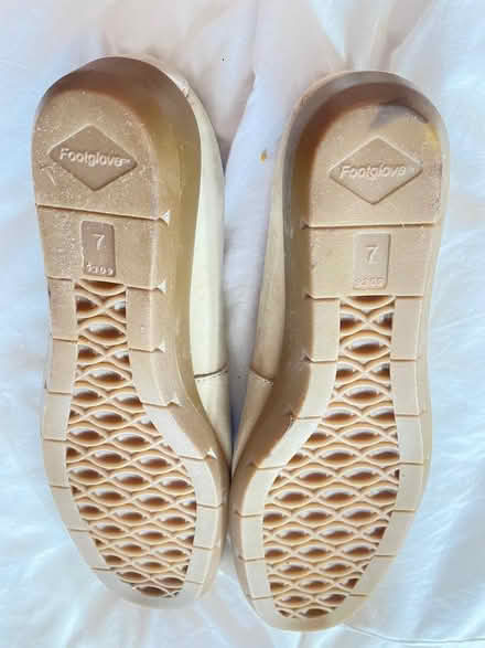 Photo of free Ladies Shoes Size 7 (Gateacre L25) #4