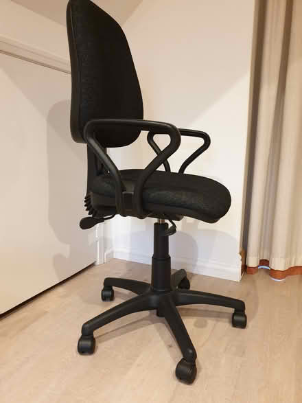 Photo of free Office chair in full working order (South Kendal) #1