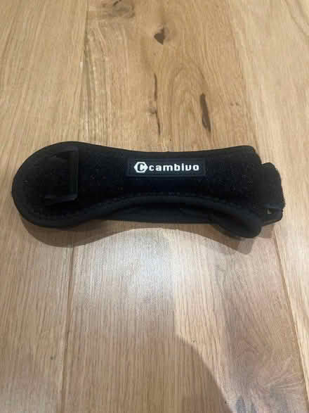 Photo of free Knee support strap (SE28) #2