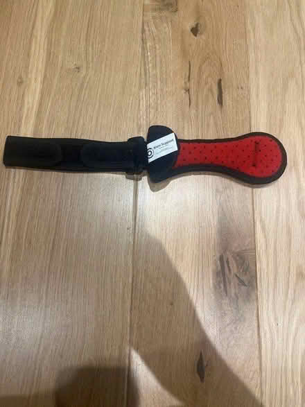 Photo of free Knee support strap (SE28) #1