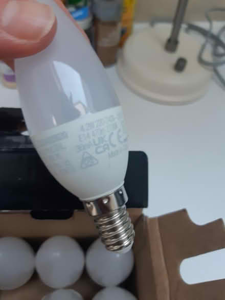 Photo of free Led warm white bulbs 470 lumens (SN15) #3