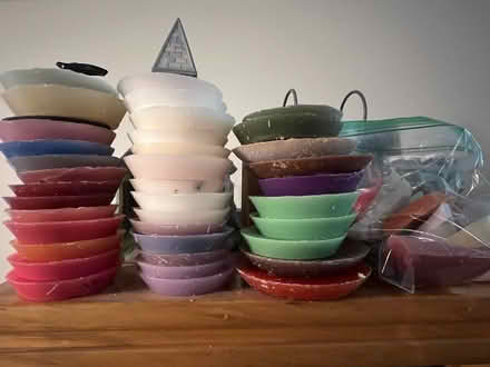 Photo of free USED Scented Wax - misc scents (5 blocks S of DGSHS) #1