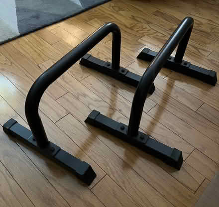 Photo of free Push up Stand Paralette Bars (East Harlem, above 125th St) #3